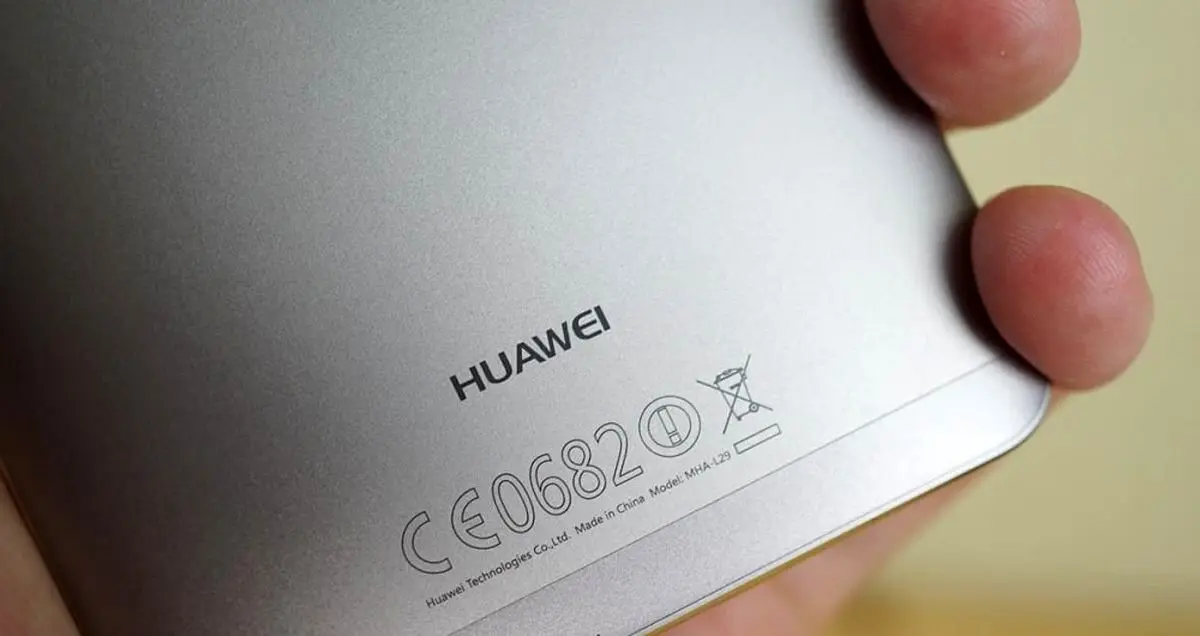 گوشی هواوی میت 20 لایت در دو نسخه عرضه می شود