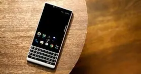 گوشی بلک بری KEY2 LE موفق به دریافت تاییدیه FCC شد
