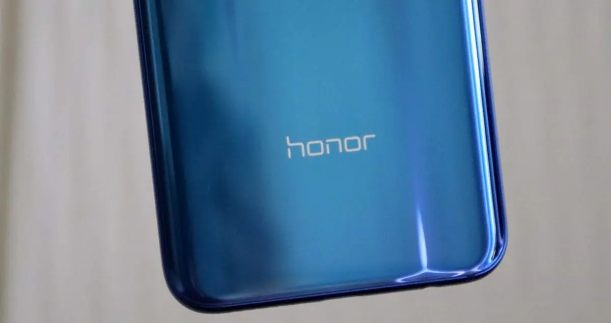 آنر نوت 10 به بلندگوهای استریو مجهز می شود