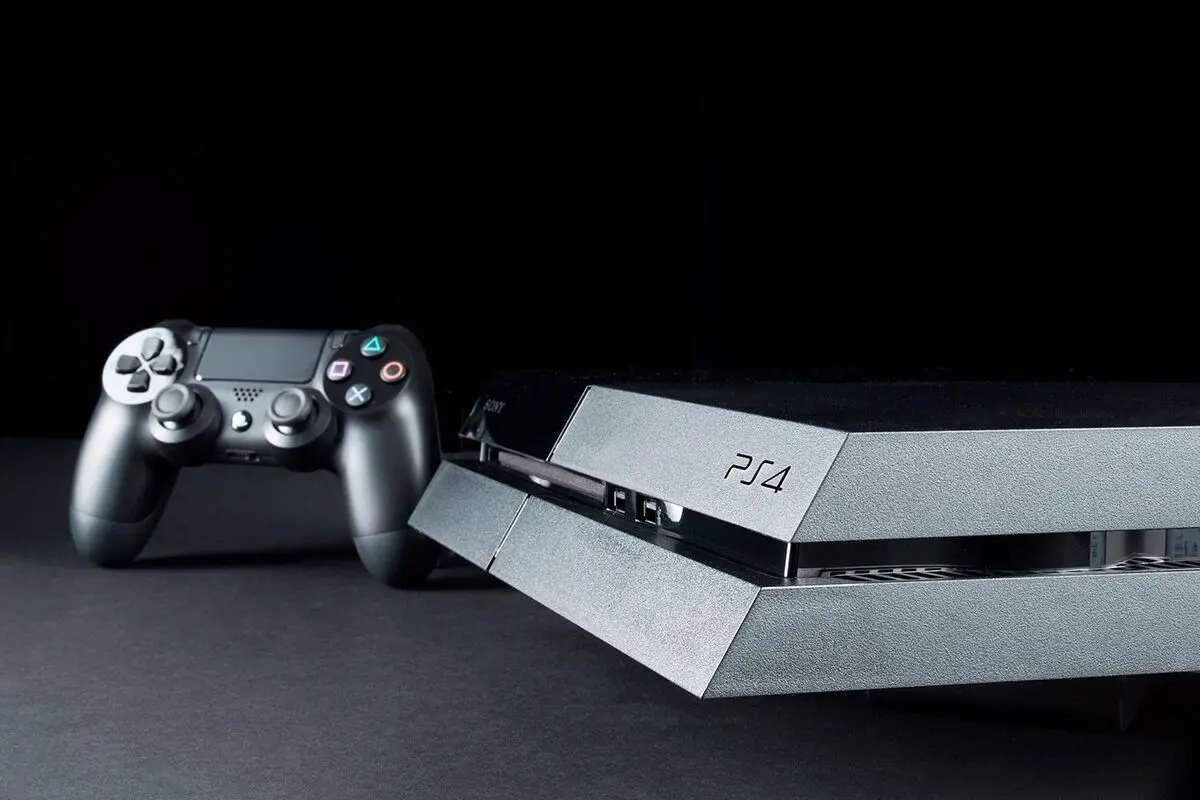 کنسول PS4 و بازی Fallout 4 پرفروش ترین های آمازون در سال 2015 بودند