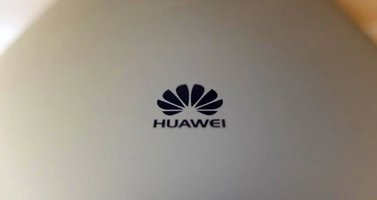 نمایشگر هواوی میت 20 دارای بریدگی است