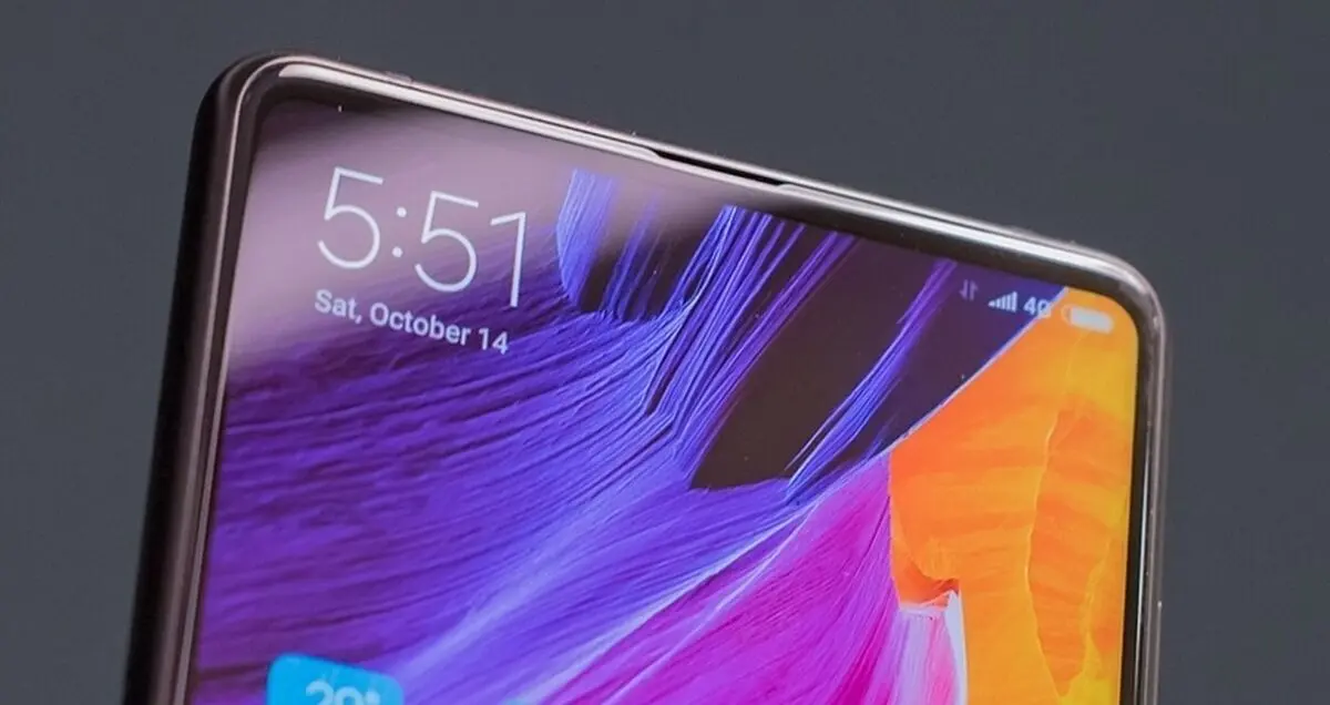 رندر شیائومی Mi MIX 3 از کاهش حاشیه های نمایشگر خبر می دهد