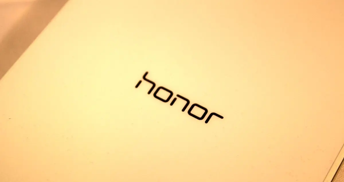 تیزر گوشی آنر 8X منتشر شد؛ رونمایی در آینده نزدیک