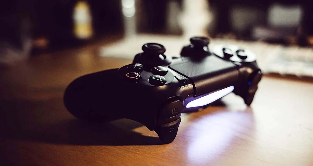 طرح های جدید کنترلر پلی استیشن 4 معرفی شد