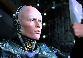 احتمال حضور دوباره «پیتر ولر» در فیلم RoboCop Returns