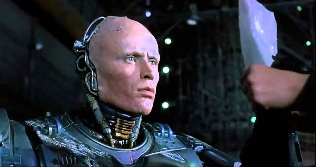 احتمال حضور دوباره «پیتر ولر» در فیلم RoboCop Returns
