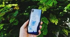 تصاویر گوشی ویوو X23 به اینترنت راه پیدا کرد؛ نمایشگر غول پیکر بی حاشیه