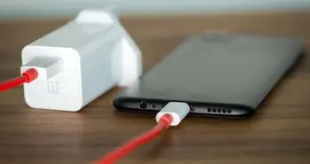 برند Dash Charge وان پلاس از فناوری شارژ سریع این شرکت حذف شد!