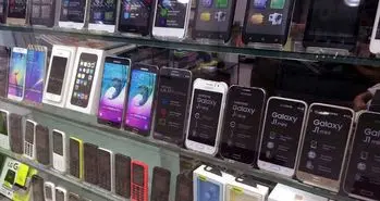 معضل ویترین خالی فروشگاه‌ های اینترنتی گوشی حل نشد