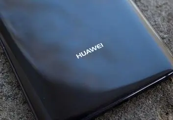 هواوی میت 20 پرو آبی رنگ به نمایش درآمد؛ تایید دوربین اصلی با چیدمان مربعی