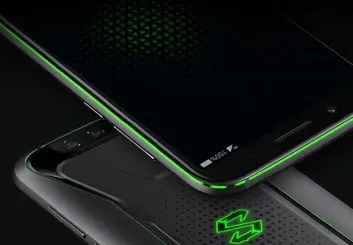 تماشا کنید: گوشی هوشمند شیائومی بلک شارک 2 خیره کننده است!