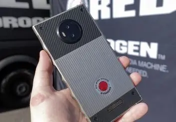 مشخصات گوشی رد هیدروژن وان به اینترنت راه پیدا کرد