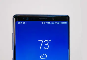 سامسونگ گوشی هوشمندی مجهز به دوربین سلفی زیر نمایشگر تولید می کند!