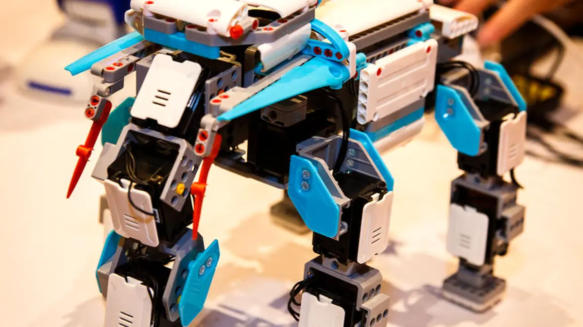 Jimu robot خلاقیت را به کودکان می آموزد