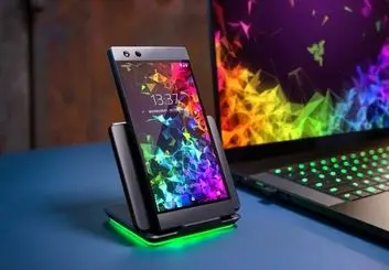 ریزر فون 2 رونمایی شد؛ نمایشگر 5.7 اینچی و پردازنده اسنپدراگون 845