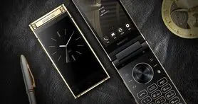 تصاویر گوشی سامسونگ W2019 به طراحی عجیب آن اشاره دارد