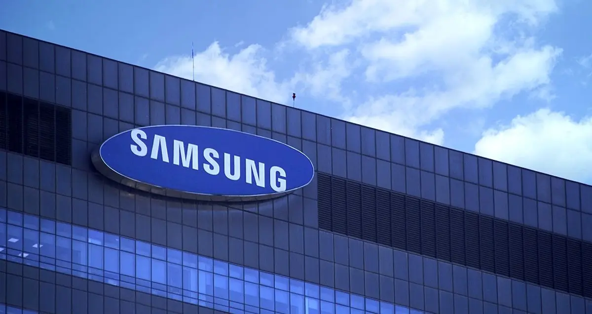 سامسونگ به دنبال تولید 1 میلیون گوشی انعطاف پذیر است