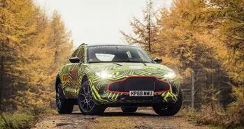 استون مارتین DBX در تصاویری جدید به نمایش گذاشته شد