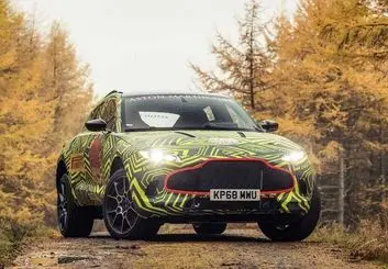 استون مارتین DBX در تصاویری جدید به نمایش گذاشته شد