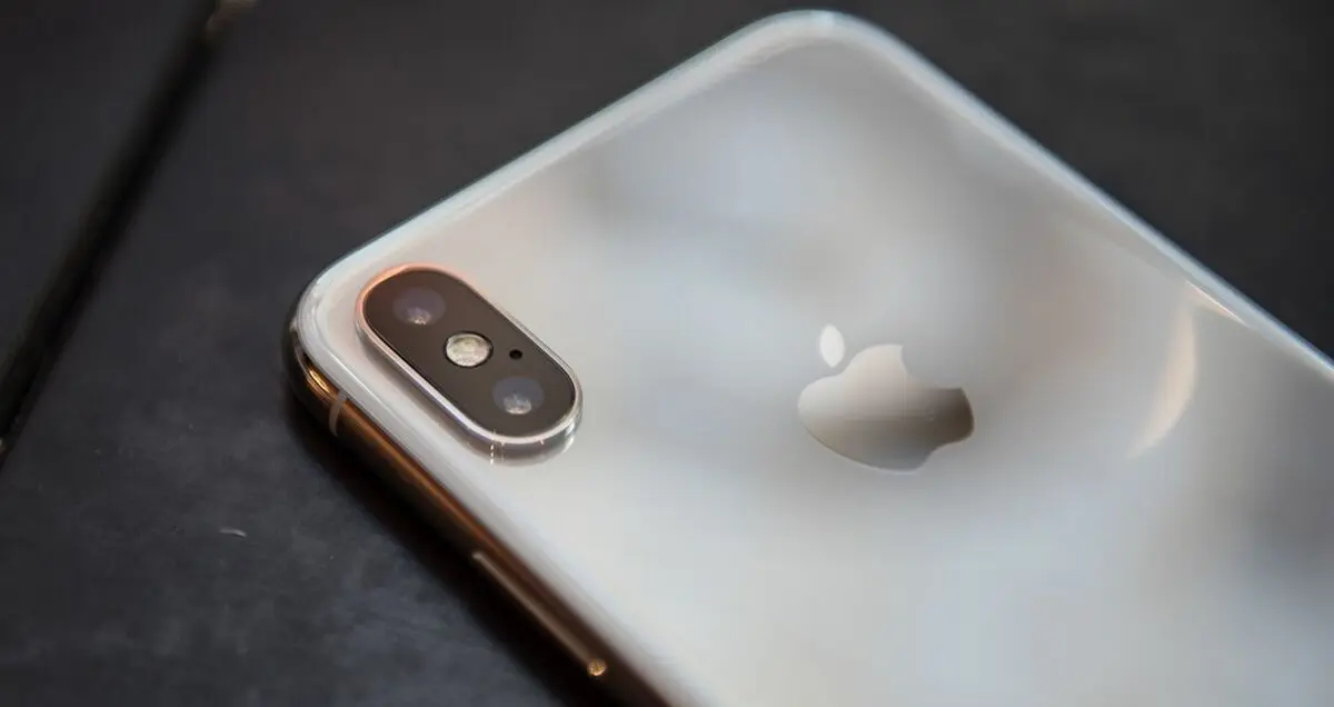 انفجار آیفون X پس از نصب سیستم عامل iOS 12.1!