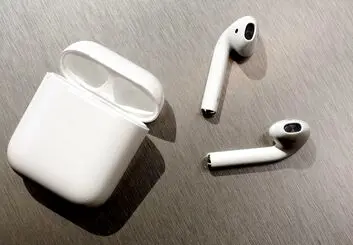 هدفون بی سیم AirPods 2 اپل تاییدیه بلوتوث دریافت کرد