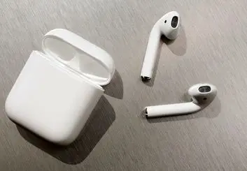 هدفون بی سیم AirPods 2 اپل تاییدیه بلوتوث دریافت کرد