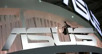 تیزر گوشی ایسوس ذنفون مکس پرو M2 به برش نمایشگر اشاره می کند