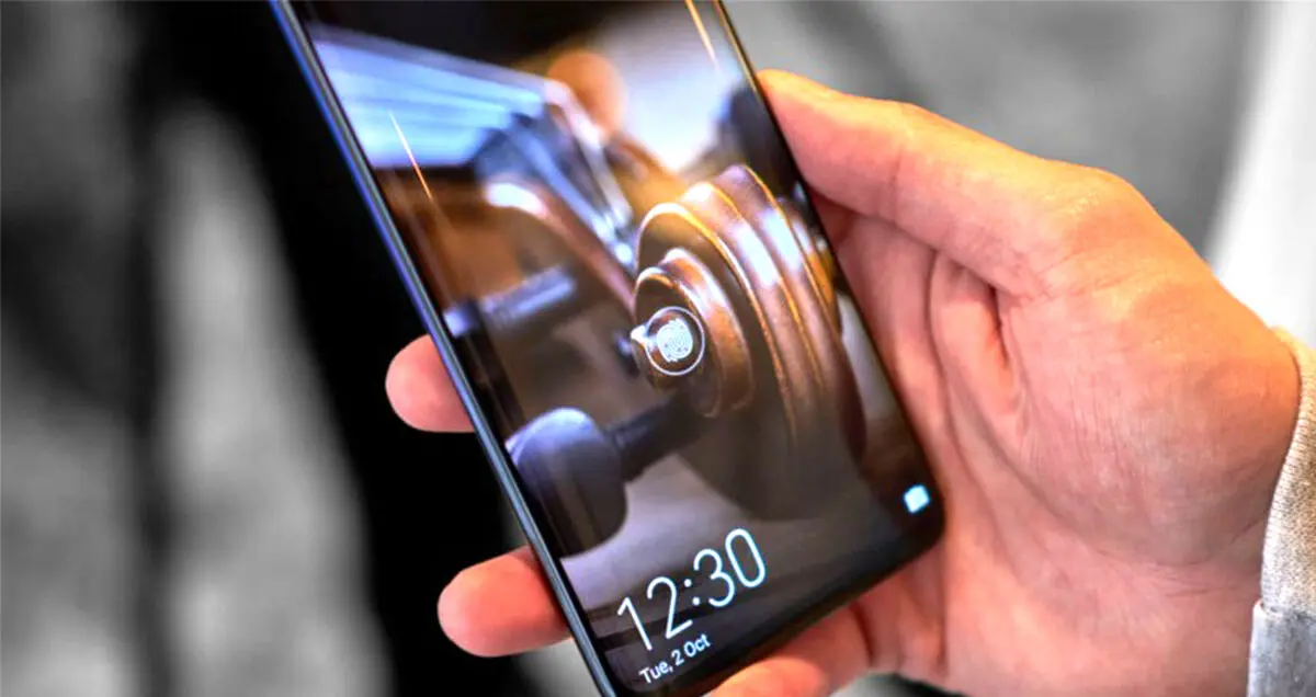 آینده می‌تواند شبیه گوشی Huawei Mate 20 pro باشد