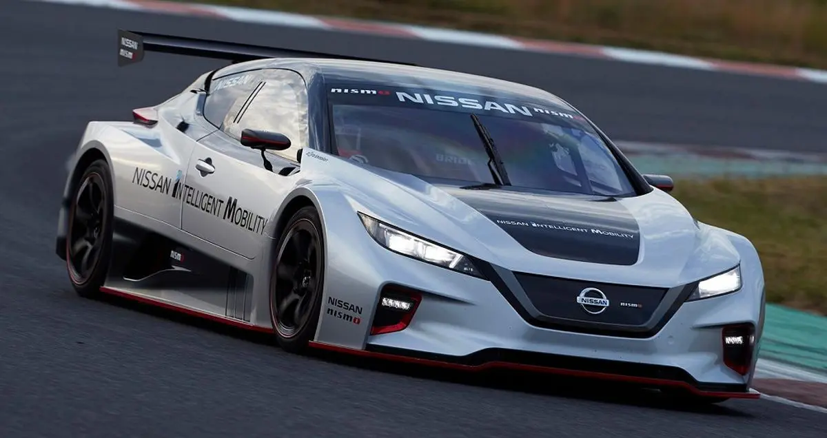 نیسان لیف نیسمو RC معرفی شد؛ یک خودروی مسابقه ای تمام الکتریکی
