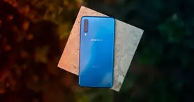 بررسی تخصصی گوشی گلکسی A7 2018