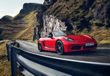 تماشا کنید: پورشه 718 کیمن T معرفی شد