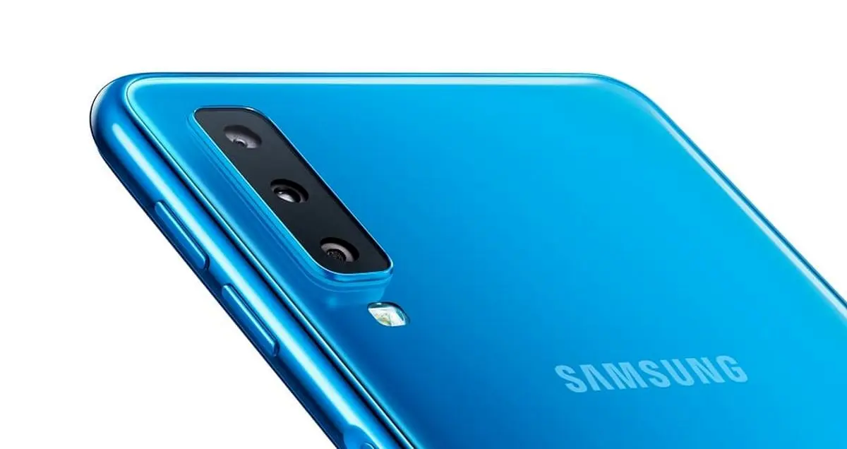 گوشی انعطاف پذیر سامسونگ به دوربین اصلی سه گانه مجهز می شود