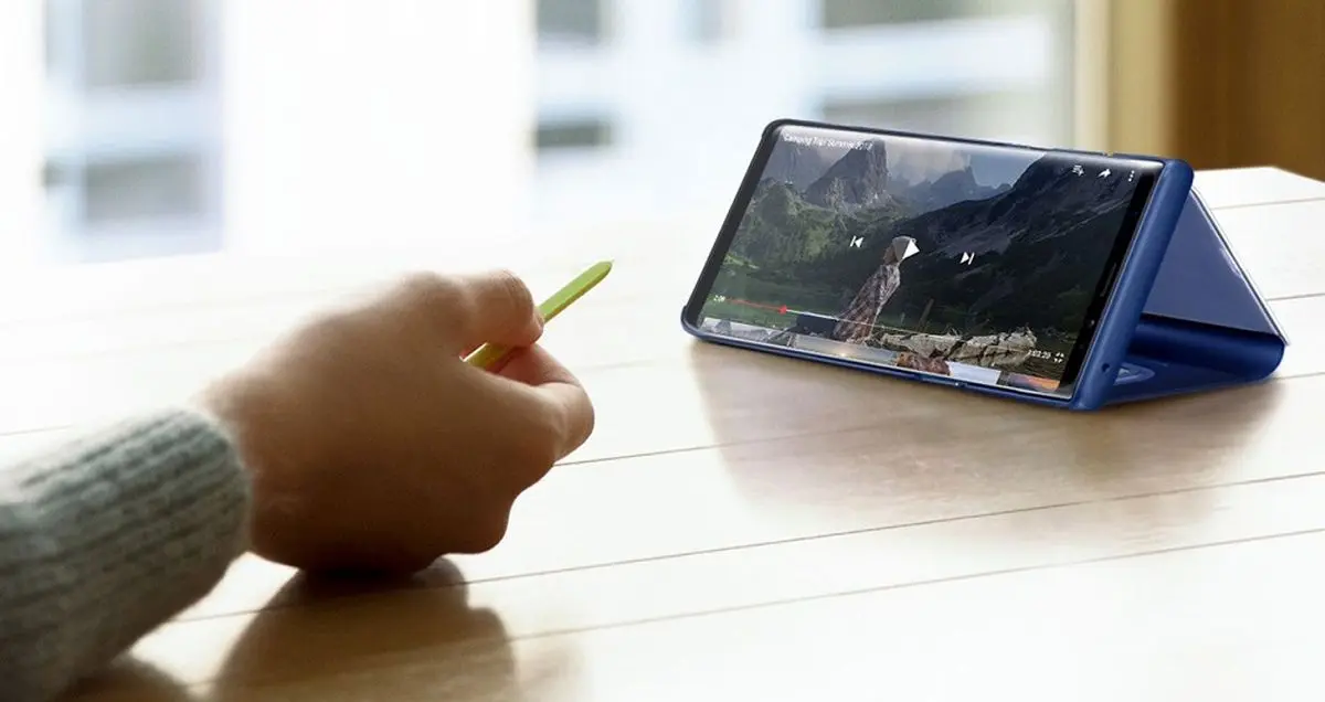 گلکسی نوت 10 سامسونگ با نمایشگری غول پیکر از راه می رسد!