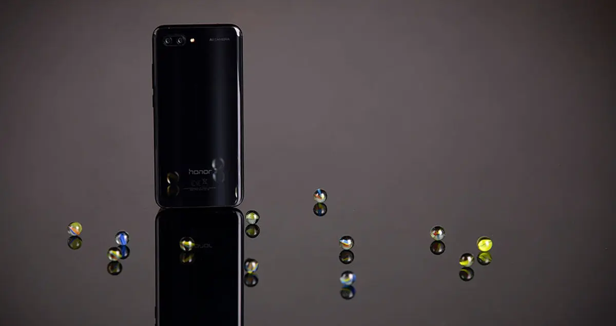تماشا کنید: بررسی ویدیویی Honor 10