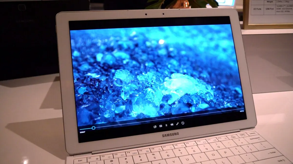 Samsung Galaxy TabPro S شگفت انگیز یا بحث برانگیز؟