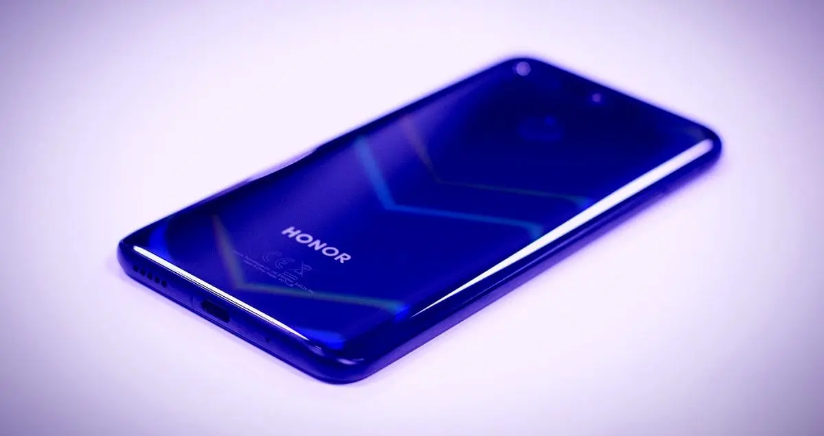 آنر V20 با طراحی تمام صفحه برای بازارهای جهانی معرفی شد