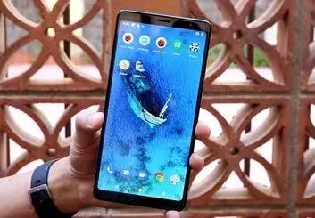 لنوو Tab V7 مجهز به نمایشگر 6.9 اینچی از راه رسید