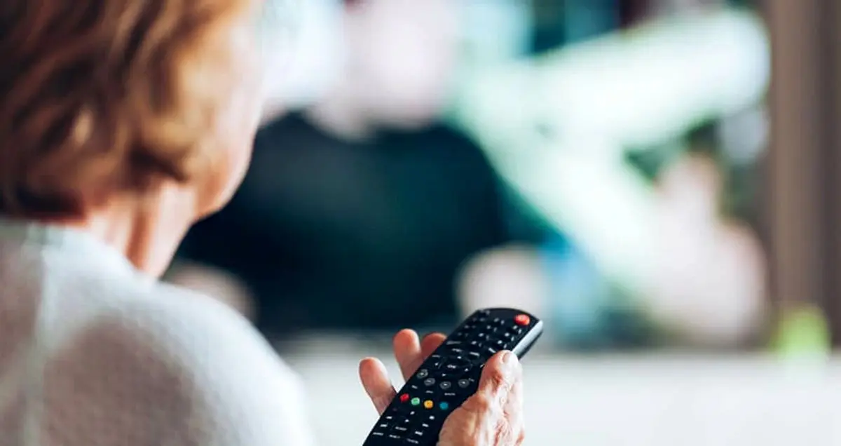 تماشای طولانی مدت تلویزیون حافظه کلامی سالمندان را دچار مشکل می کند