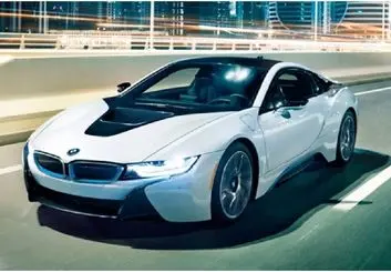 بررسی ارزش خرید دو خودروی خاص؛ بی ام و i8 بخریم یا پورشه 911 کررا؟