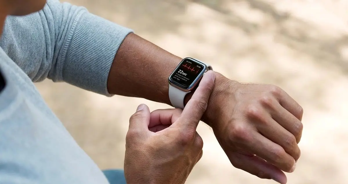 سیستم عامل WatchOS 5.2 در اختیار کاربران قرار گرفت