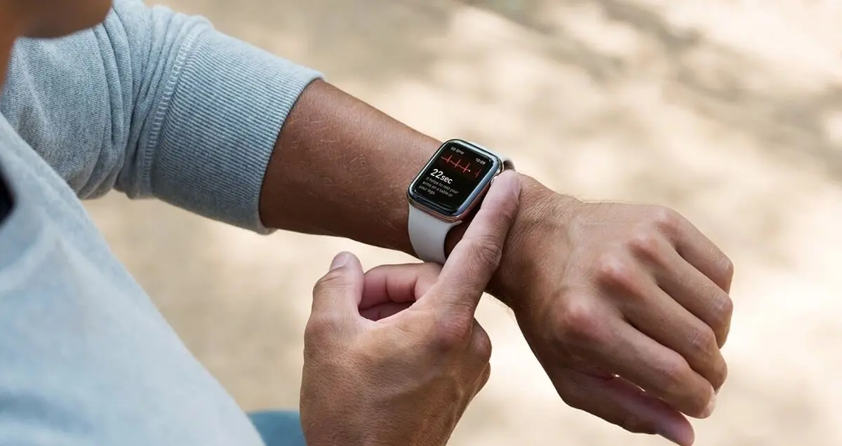 سیستم عامل WatchOS 5.2 در اختیار کاربران قرار گرفت