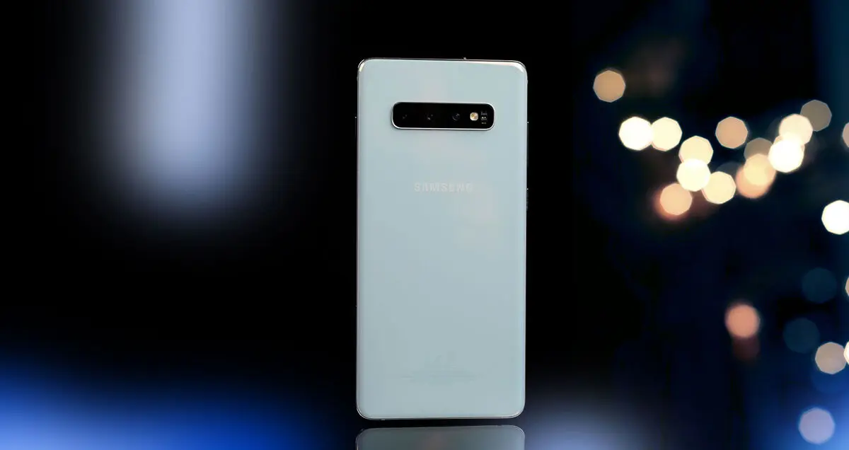 بررسی گوشی سامسونگ گلکسی S10 Plus