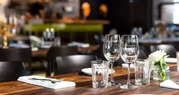 توسعه یک هوش مصنوعی برای سفارش و رزرو غذا!