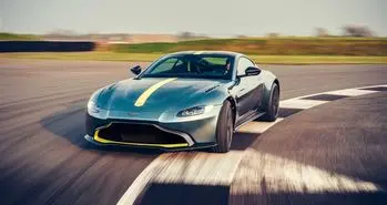 استون مارتین ونتیج AMR با گیربکس دستی معرفی شد