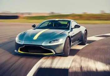 استون مارتین ونتیج AMR با گیربکس دستی معرفی شد