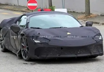 تصاویر جاسوسی سوپراسپرت هیبریدی فراری منتشر شد