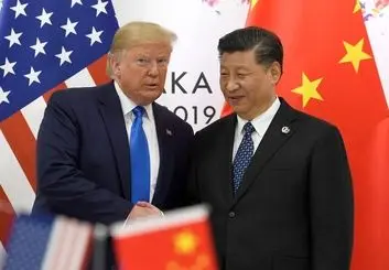 دونالد ترامپ از تصمیمات اخیر خود در ارتباط با شرکت هواوی عقب نشینی کرد