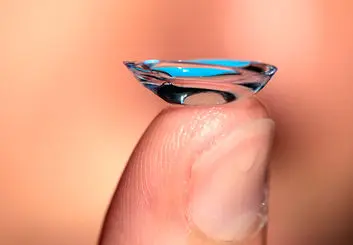 دانشمندان موفق به تولید لنز طبی با قابلیت زوم روی سوژه شدند!