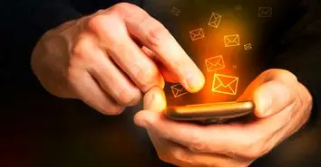 اختراع موبایل انقلاب کوچکی نبود، روبات هم به آن اضافه شد!