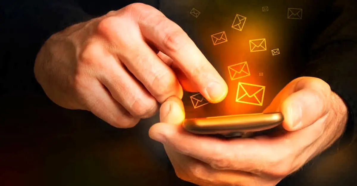 اختراع موبایل انقلاب کوچکی نبود، روبات هم به آن اضافه شد!